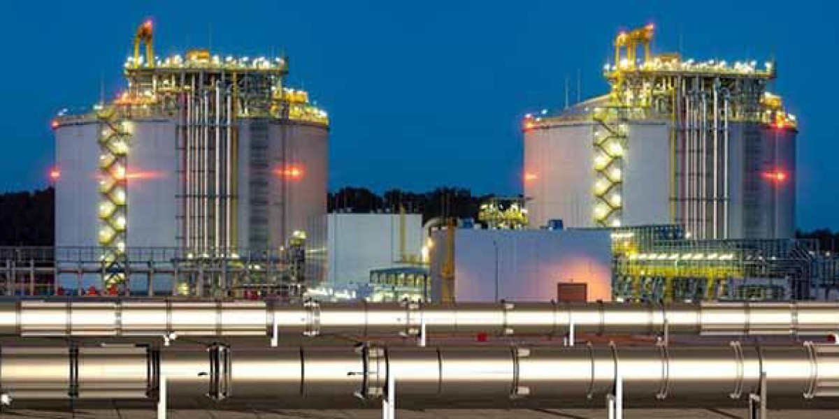 Liquefied Natural Gas (LNG) Manufacturing Plant Cost and Setup Report | Raw Material Requirements and Industry Trends